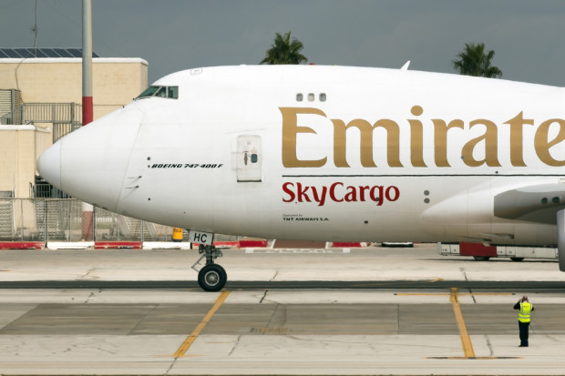 Fot. shutterstock Linie lotnicze Emirates SkyCargo udoskonaliły transport świeżej żywności