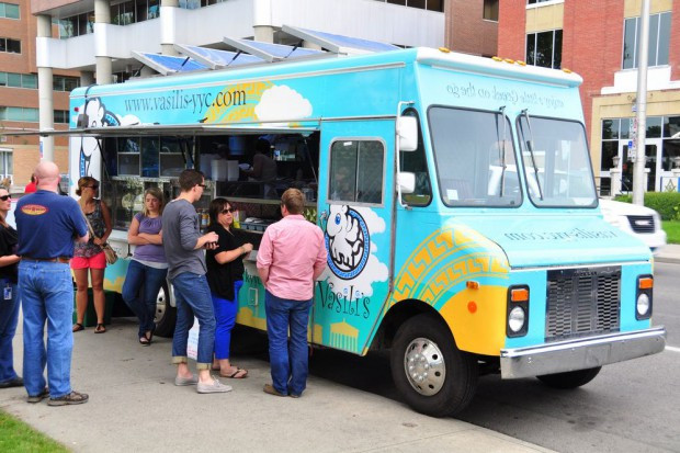 fot. shutterstock Food truck: Rynek jedzenia na kółkach dynamicznie się rozrasta