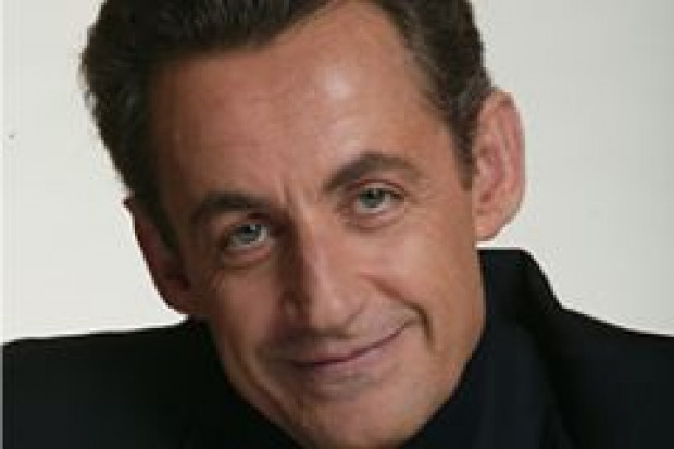 Sarkozy: Wysadzimy w powietrze kwoty mleczne