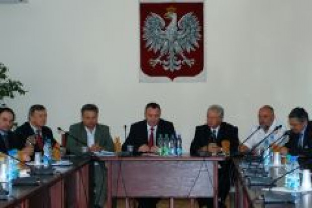 Polacy i Węgrzy chcą wsparcia Komisji Europejskiej