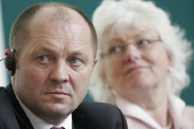 Minister rolnictwa: 90 mln euro z UE zostanie przeznaczone dla mleczarstwa