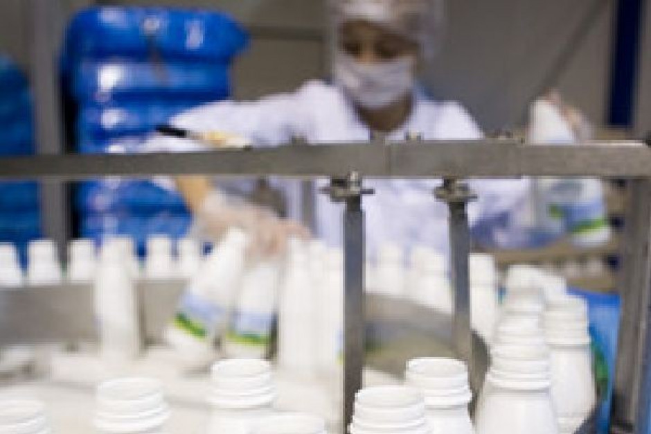 Mleczarze: Decyzja o dopłatach do eksportu produktów mleczarskich dobra, ale dopłaty są zbyt niskie