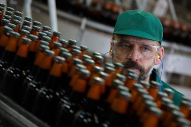 Kompania Piwowarska wstrzymuje dwie linie produkcyjne i zwalnia ponad 80 osób