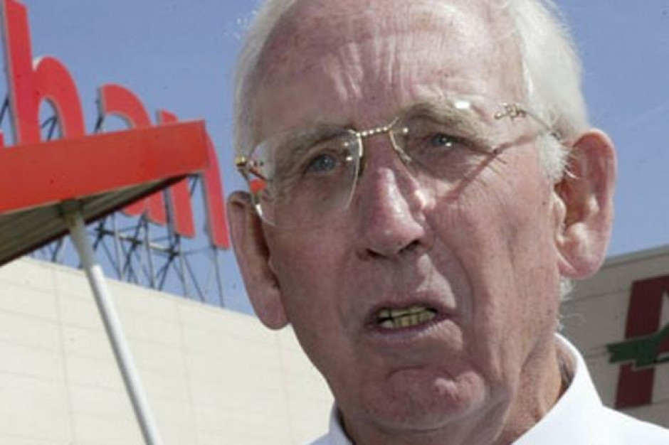 fot. www.01men.com Francuscy właściciele sieci Auchan i Carrefour stracili po 30 proc. majątku