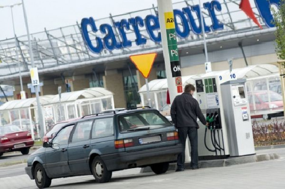 Niezależne stacje chcą, aby hipermarkety podniosły ceny paliw