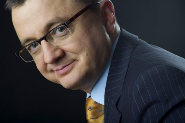 Emperia tnie wydatki na inwestycje i prognozy sprzedaży