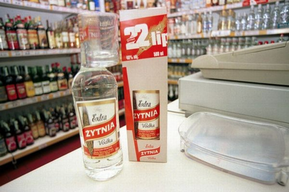 Skarb Państwa chce nadal sprzedać producentów wódki