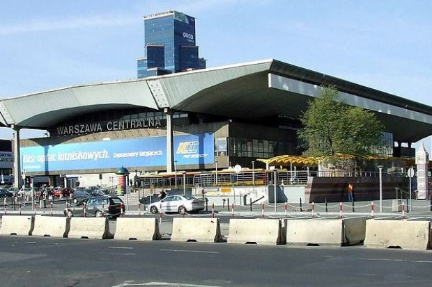 fot. www.cwiarteczka.pl Nowy Centralny w Warszawie dopiero za dziewięć lat