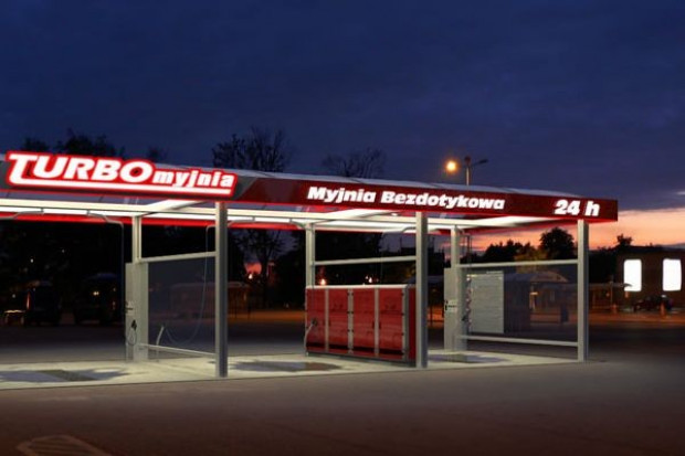 Firma Carwash uruchomi przy marketach sieci E.Leclerc i Polomarket myjnie bezdotykowe