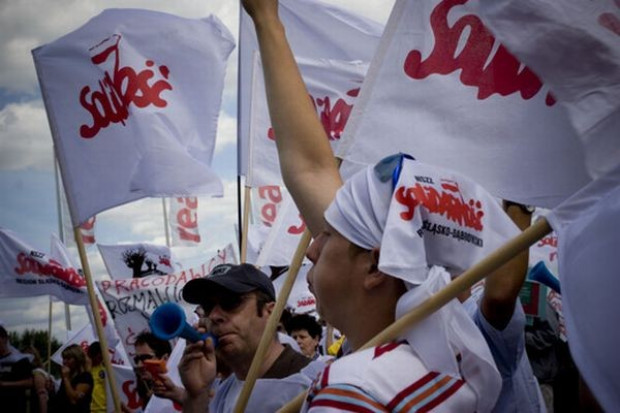 Pracownicy protestują: Przecież Tesco wypracowało duży zysk, sieć stać więc na realne podwyżki
