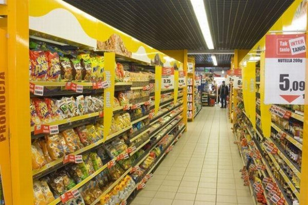 Największe firmy handlowe zwiększają zyski i sprzedaż