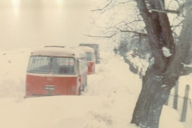 fot. swiatowy.org - Zima 1979 r. Zawieje i zamiecie śnieżne na wschodzie i w centrum Polski