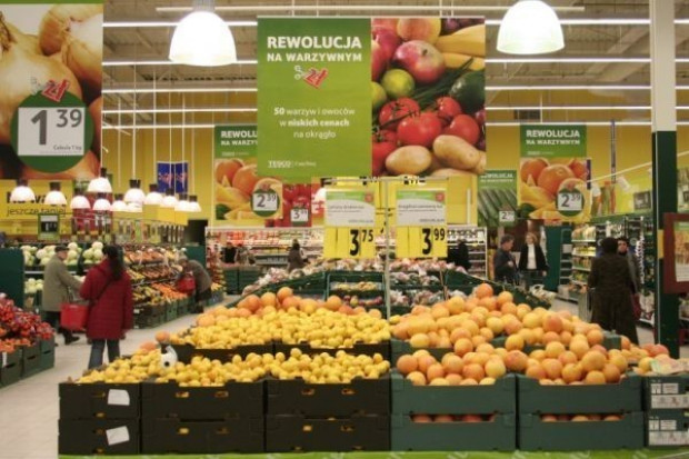 Nielsen: Prawie połowę wydatków na artykuły spożywcze Polacy przeznaczają na świeże produkty