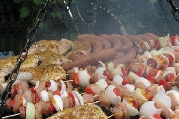 Dopiero sezon grillowy ożywi handel mięsem