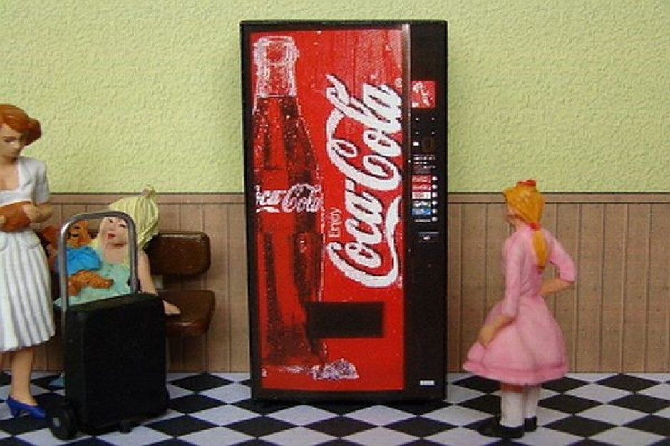 www.schueck.ch Coca-Cola powalczy o zyski freestyle'owym automatem