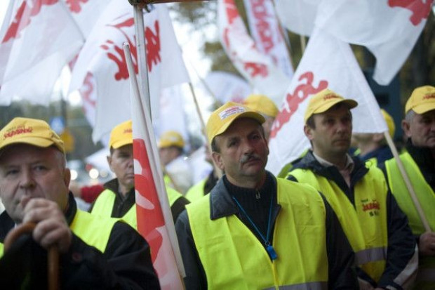 7 proc. Polaków należy do związków zawodowych