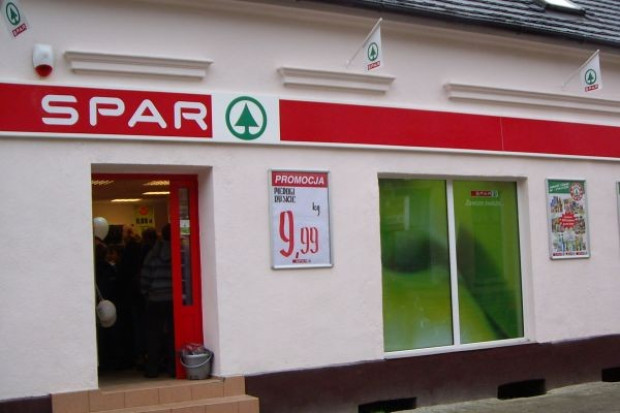 SPAR wchodzi ze swoim logo do Poznania