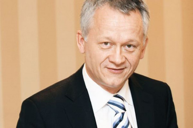 Grzegorz Dzik, prezes Grupy Impel Impel poprawia wyniki i zapowiada przejęcia