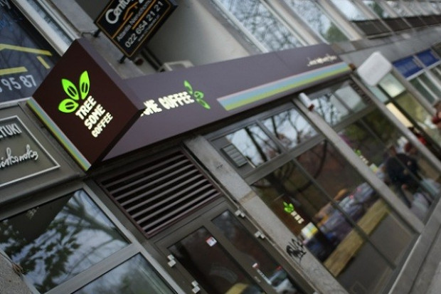Pierwsza kawiarnia sieci działa w Warszawie przy ul. Świętokrzyskiej 32 Nowa sieć Tree Some Coffee uruchomi 15 kawiarni w ciągu dwóch lat
