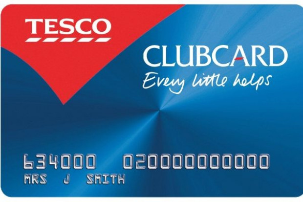 Do najbardziej popularnych programów lojalnościowych w Polsce należą Clubcard Tesco, Rodziynka Carrefoura czy Skarbonka Auchan Sieć Tesco będzie personalizować karty Clubcard