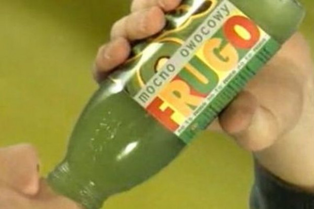 Nowym właścicielem Frugo została firma FoodCare // fot. za demotywatory.pl FoodCare kupuje Frugo