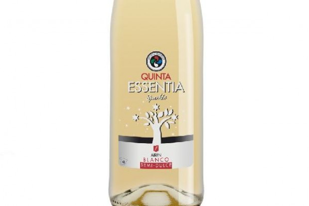 Nowe wino musujące w portfolio marek własnych firmy Janus