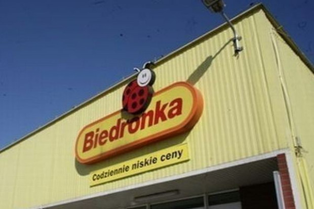 W Polsce działa już 1700 sklepów Biedronka Sieć Biedronka likwiduje stoiska partnerskie w sklepach