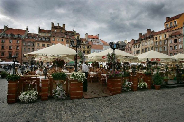Grupa Żywiec stale rozwija segment HoReCa Piwne ogródki nakręcają sprzedaż browarom