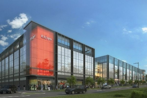Otwarcie Galerii Echo zapowiedziano na 19 sierpnia 2011 r. Echo ma prawomocne pozwolenie na użytkowanie Galerii Echo w Kielcach