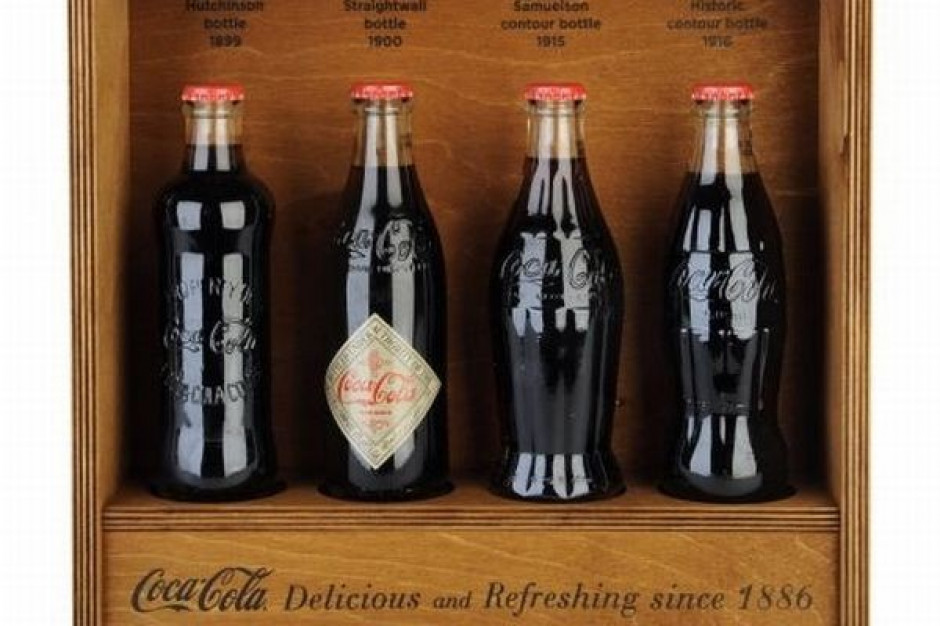 Historyczne butelki Coca-Coli w Burger Kingu