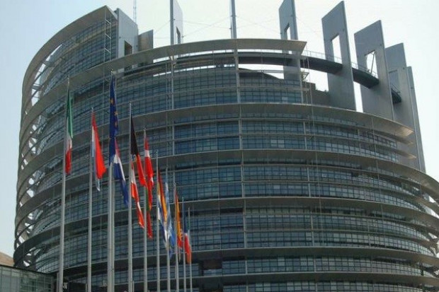 Eksperci: coraz wyraźniejszy podział Unii Europejskiej