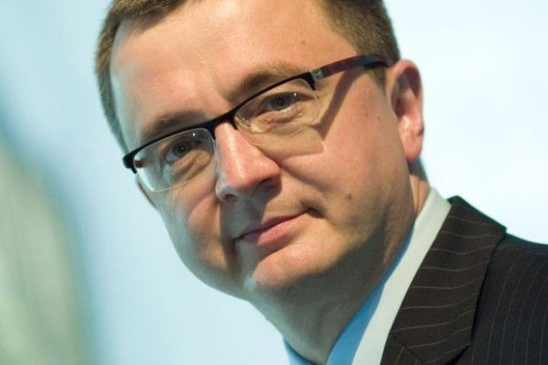 Artur Kawa, prezes Emperii, która wystawiła na sprzedaż swoje detaliczne ramię Sieci handlowe boją się konsolidacji?