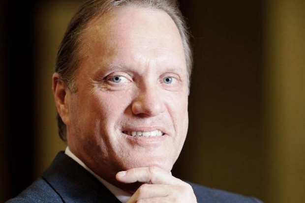 Robert Priday - nowy prezes KP SA Prezes KP SA: Będziemy inwestować w innowacyjne produkty i opakowania