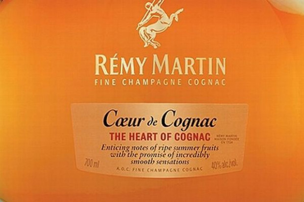 - Kategoria brown spirits, do której należą Metaxa i Remy Martin, w ostatnich latach rozwija się w Polsce bardzo dobrze. W 2011 roku sprzedaż brandy i koniaków wrosła już o ok. 15 proc. w ujęciu ilościowym - mówi Piotr Wesołowski, Brand Development Manager w firmie Remy Cointreau. Wartość rynku brandy i koniaków w Polsce może wkrótce sięgnąć 1 mld zł