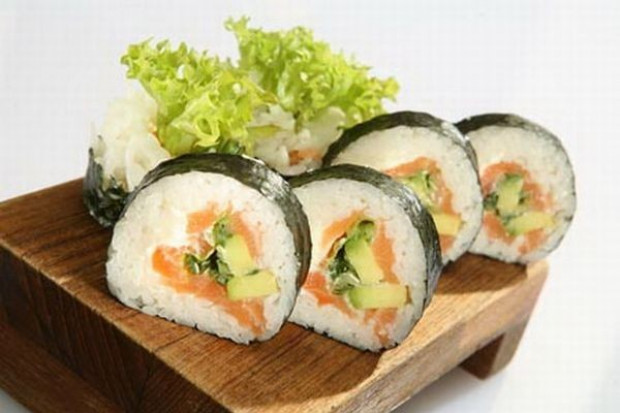 Pierwszy punkt nowej sieci powstanie w stolicy Premium Food Restaurants uruchomi wyspy sushi w galeriach i biurowcach
