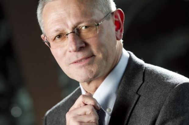 Stefan Golonka, prezesem Kraft Foods Polska Prezes Kraft Foods Polska o roli mediów społecznościowych i mobilnych technologi w budowaniu strategii firm spożywczych
