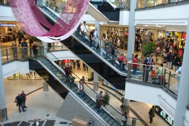 W Świętokrzyskiem najwięcej ofert pracy szykują centra handlowe