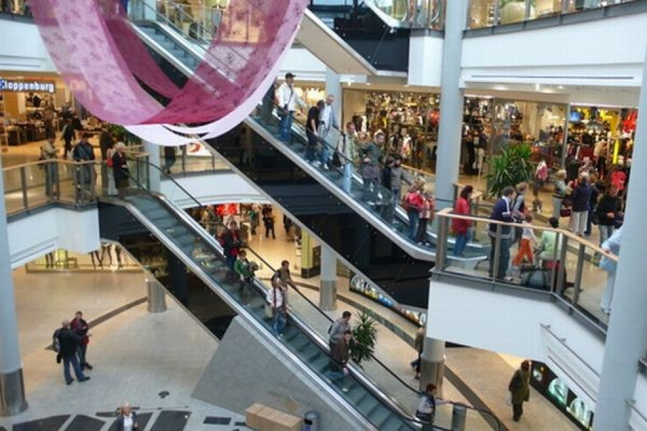 W Świętokrzyskiem najwięcej ofert pracy szykują centra handlowe