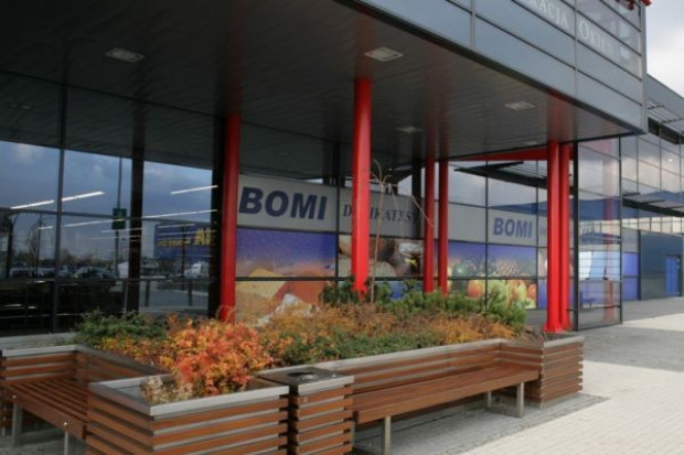 Na koniec stycznia sieć delikatesów Bomi liczyła 59 sklepów Drastyczna restrukturyzacja w Bomi. Wszystkie nierentowne sklepy zostaną zamknięte