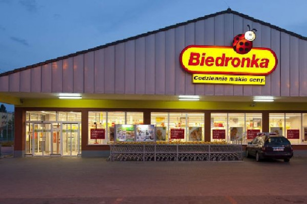 Czołowe zderzenie - supermarkety vs dyskonty