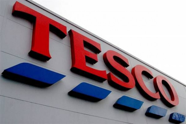 Tesco w swoim e-sklepie tesco.pl/ezakupy oferuje szeroki asortyment oferuje ok. 17 tysięcy produktów do wyboru. Tesco oficjalnie rusza z e-sklepem tesco.pl/ezakupy. Sieć ma potężne plany rozwoju usługi