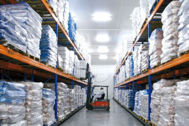 Na fot. chłodnia Food Service przy ul. Tatar Food Service otworzył drugą chłodnię. Rozwija przechowalnictwo usługowe