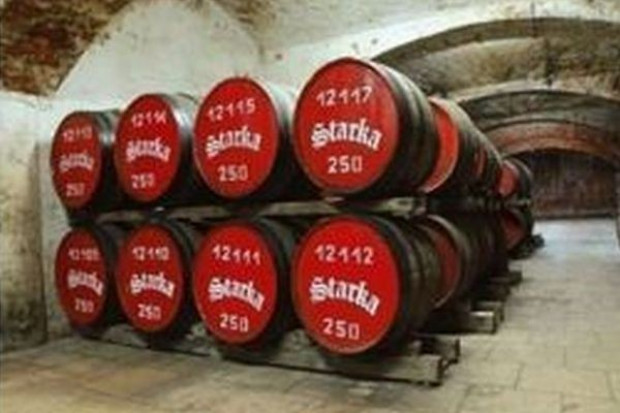 Starka, fot. Szczecińska Wytwórnia Wódek Polmos S.A. Akwawit-Polmos chce kupić szczeciński Polmos