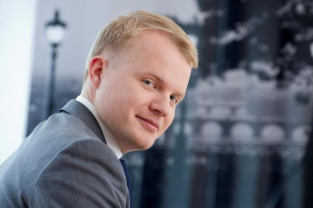 Adam Jarmicki, menedżer inwestycyjny Penta Investments Menedżer Penty: Delikatesy i dystrybucja w kanale tradycyjnym mogą być ryzykowną inwestycją
