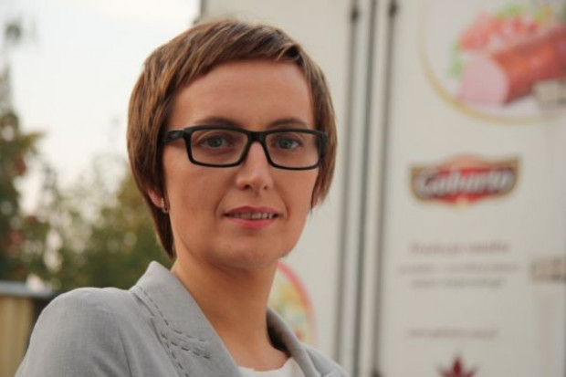 Barbara Wojciechowska, dyrektor działu Systemów Zarządzania Jakością i Pełnomocnik Zarządu ds. Systemów Zarządzania Jakością w Cedrobie Dyrektor Cedrobu: Kontrolujemy każdy etap produkcyjny