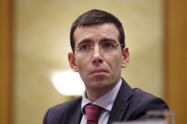 Francois Vincent, dyrektor ds. rozwoju franczyzy Carrefour Polska Dyrektor Carrefoura: Sklepów spożywczych w ścisłej franczyzie jest w Polsce tylko kilkaset