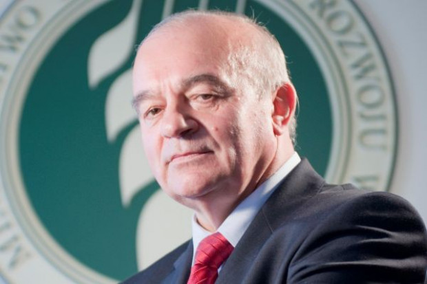 Stanisław Kalemba, minister rolnictwa Minister Kalemba: Na razie nie ma ustaleń w sprawie reformy WPR