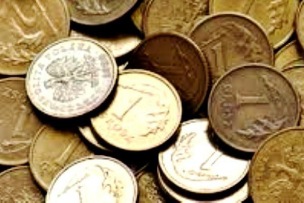 Nieoficjalnie wyprodukowanie jednej monety o nominalne 1 grosza kosztuje aż 5 groszy W sklepach nie będzie można już płacić 1- i 2-groszówkami? NBP szykuje zmiany