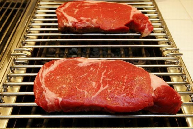 Mięso z Polski może być przyczyną skandalu z burgerami w Irlandii