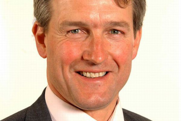 Owen Paterson, brytyjski minister ds. środowiska Brytyjski minister: Skandal z koniną może być wynikiem spisku